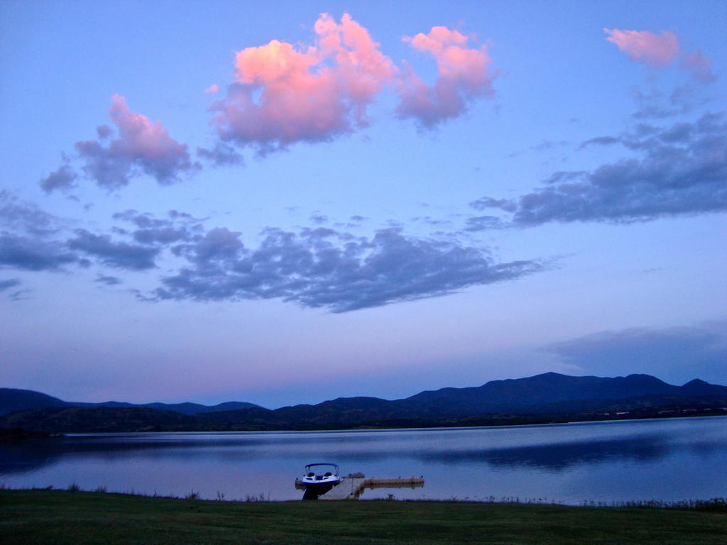 Отель Vida En El Lago Тепекоакуйлько-де-Трухано Экстерьер фото